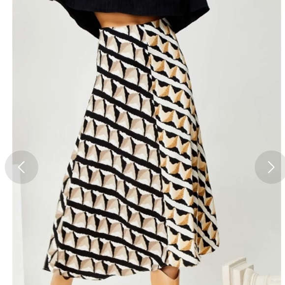 Ghospell Dresses & Skirts - NWT Ghospell Black and Cream A-Line Skirt